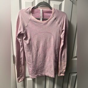 Lululemon Swiftly top size 6 EUC